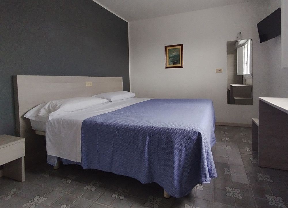 media.mansarda-blu-1000x722