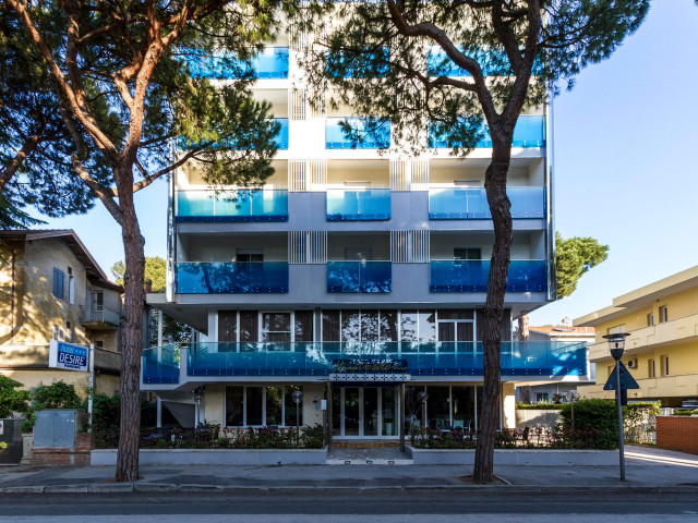 media.Gallery-Esterni_1Hotel-Desirè-Riccione-Recuperato