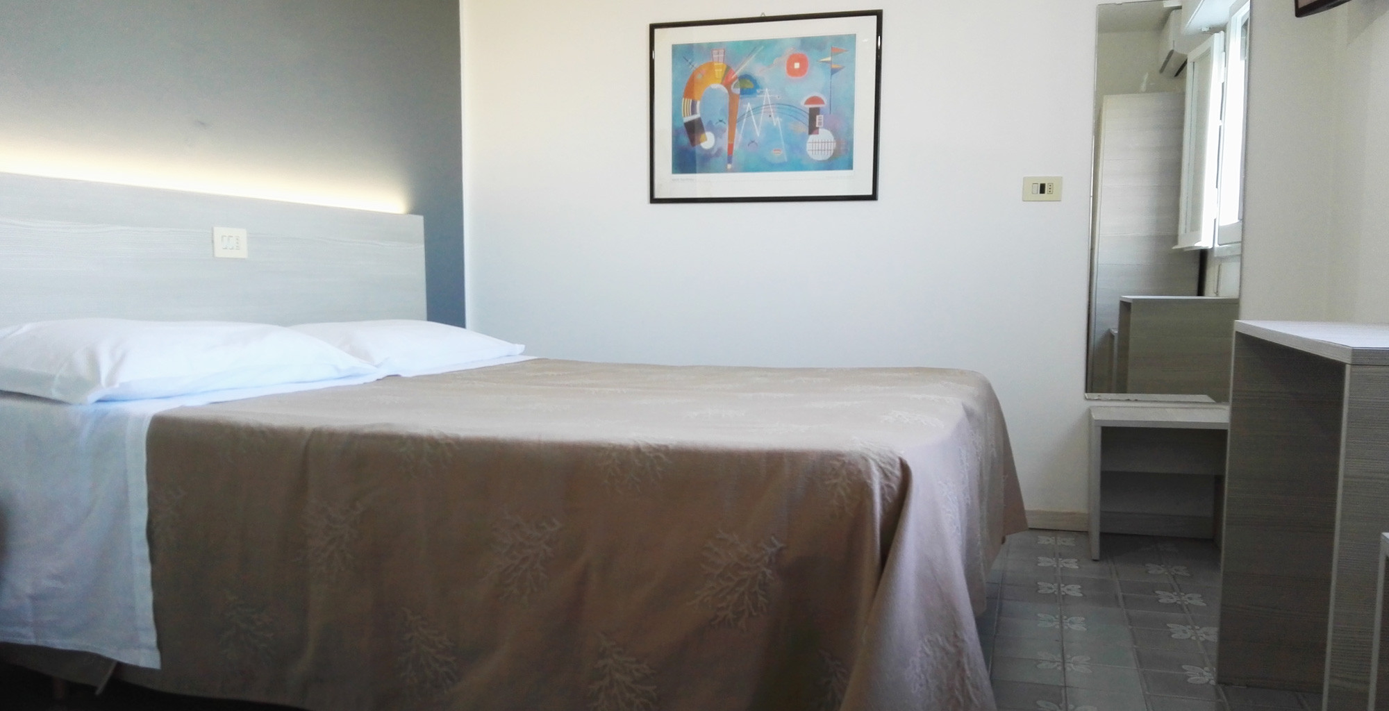 media.Slide-Mansarda_1Hotel-Desiré-Riccione